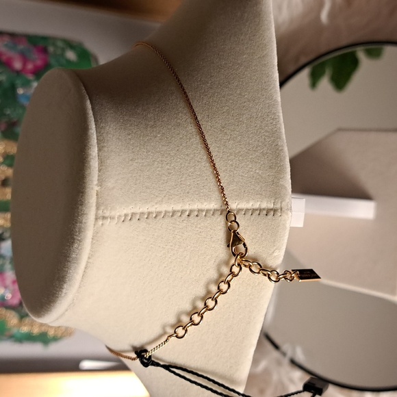 YSL NWTs LOVE Necklace - Picture 4 of 8